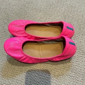 Neon Pink Tieks